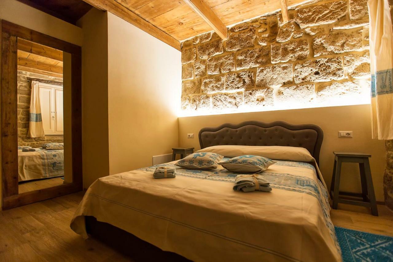 Grand Suite Gioberti Elegante Nel Cuore Di Alguer Exterior foto