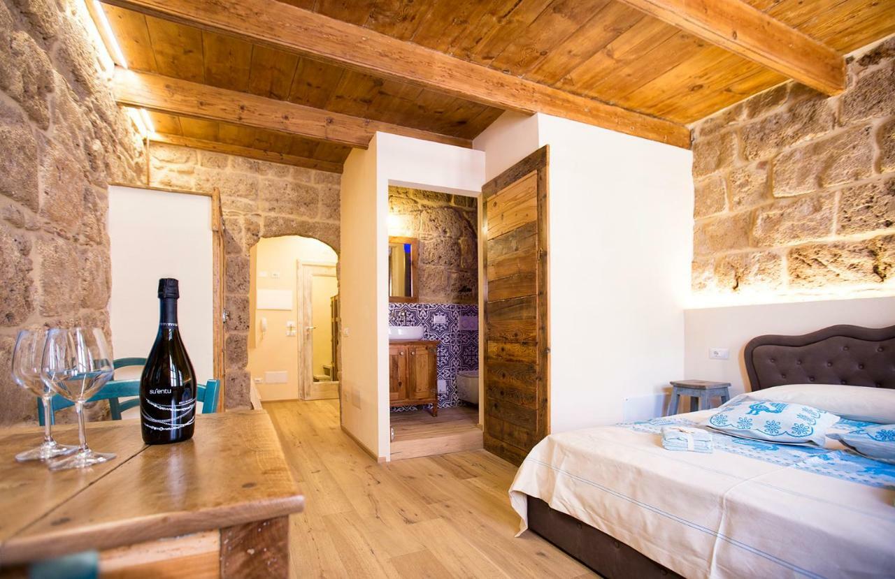 Grand Suite Gioberti Elegante Nel Cuore Di Alguer Exterior foto